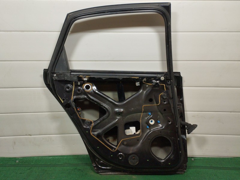Recambio de puerta trasera izquierda para audi a4 b7 (8ec) 2.0 referencia OEM IAM   