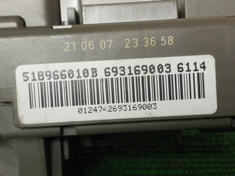 Recambio de caja reles / fusibles para bmw x5 (e70) 3.0 d referencia OEM IAM   