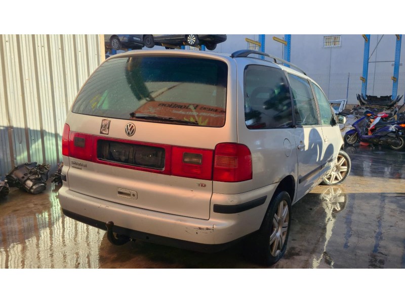 volkswagen sharan van (7m_) del año 2000