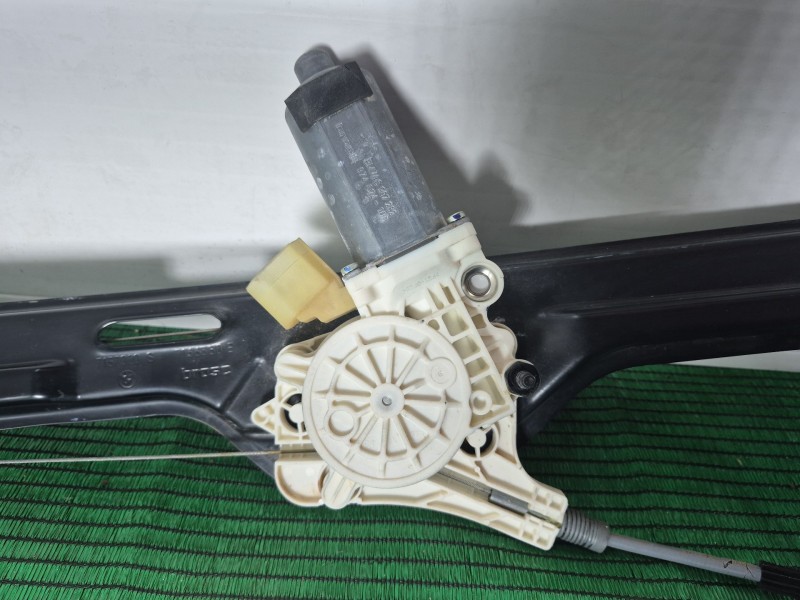 Recambio de elevalunas delantero derecho para bmw x5 (e70) 3.0 d referencia OEM IAM   