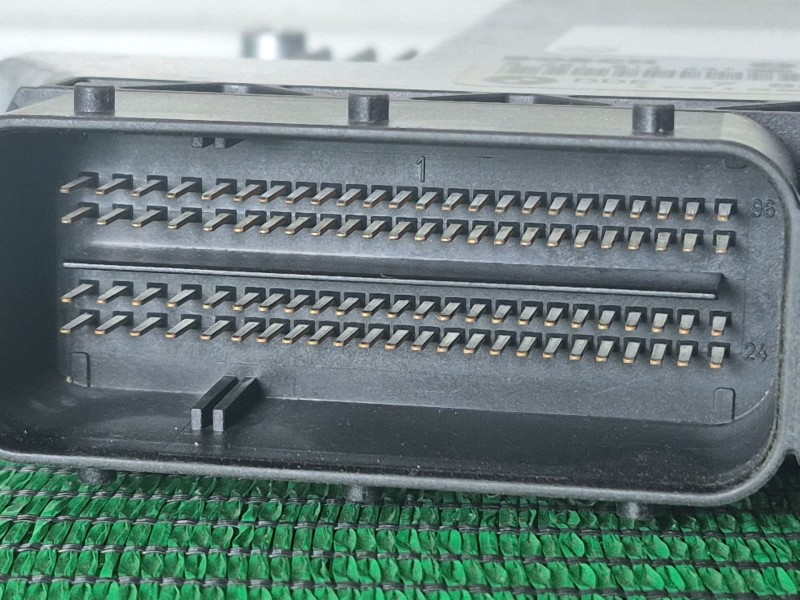 Recambio de centralita motor uce para bmw x5 (e70) 3.0 d referencia OEM IAM   