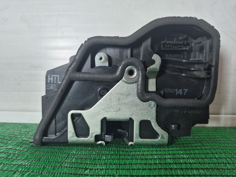 Recambio de cerradura puerta trasera izquierda para bmw x5 (e70) 3.0 d referencia OEM IAM A046998 A046998 A046998