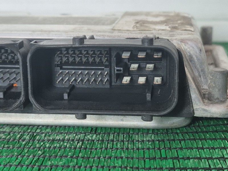 Recambio de centralita motor uce para volkswagen sharan van (7m_) 1.9 tdi (7m6, 7m9) referencia OEM IAM   