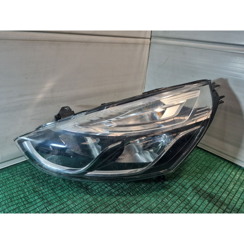 Recambio de faro izquierdo para renault clio iv (bh_) 0.9 tce 90 referencia OEM IAM   