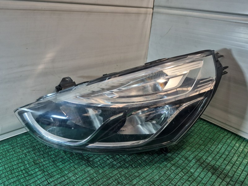 Recambio de faro izquierdo para renault clio iv (bh_) 0.9 tce 90 referencia OEM IAM   