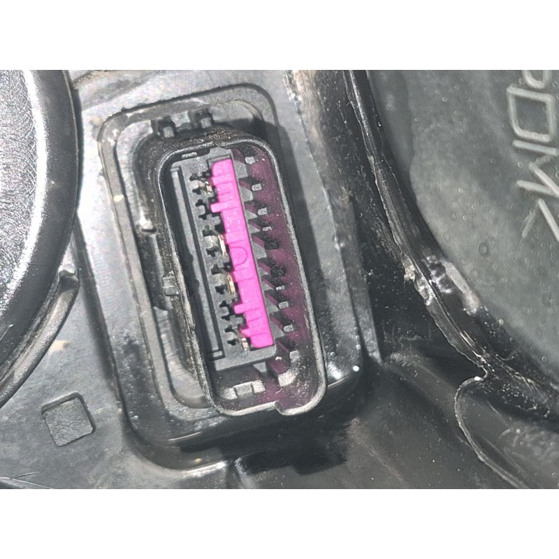 Recambio de faro izquierdo para renault clio iv (bh_) 0.9 tce 90 referencia OEM IAM   