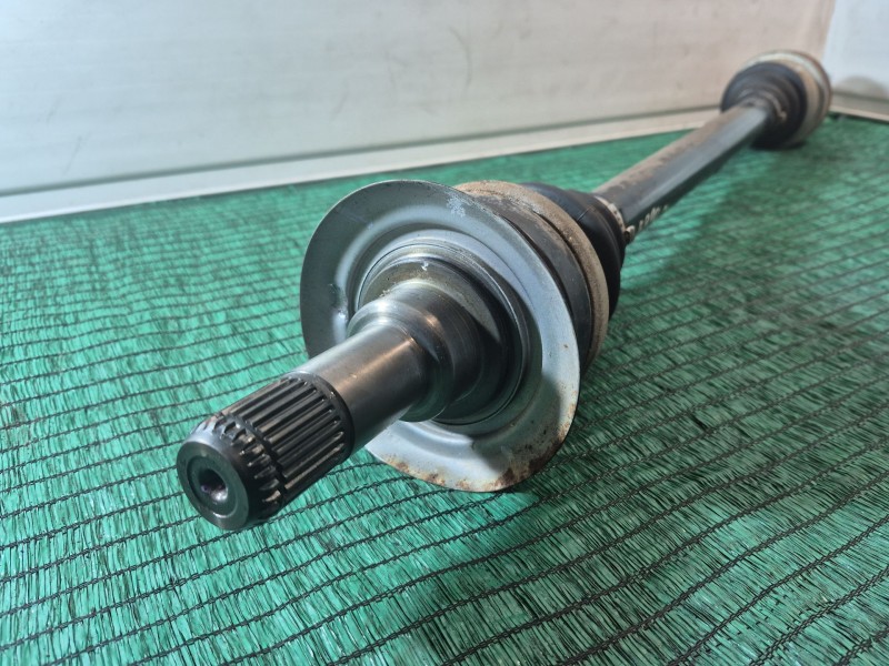 Recambio de transmision trasera derecha para bmw x5 (e70) 3.0 d referencia OEM IAM   