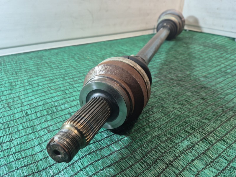 Recambio de transmision trasera derecha para bmw x5 (e70) 3.0 d referencia OEM IAM   