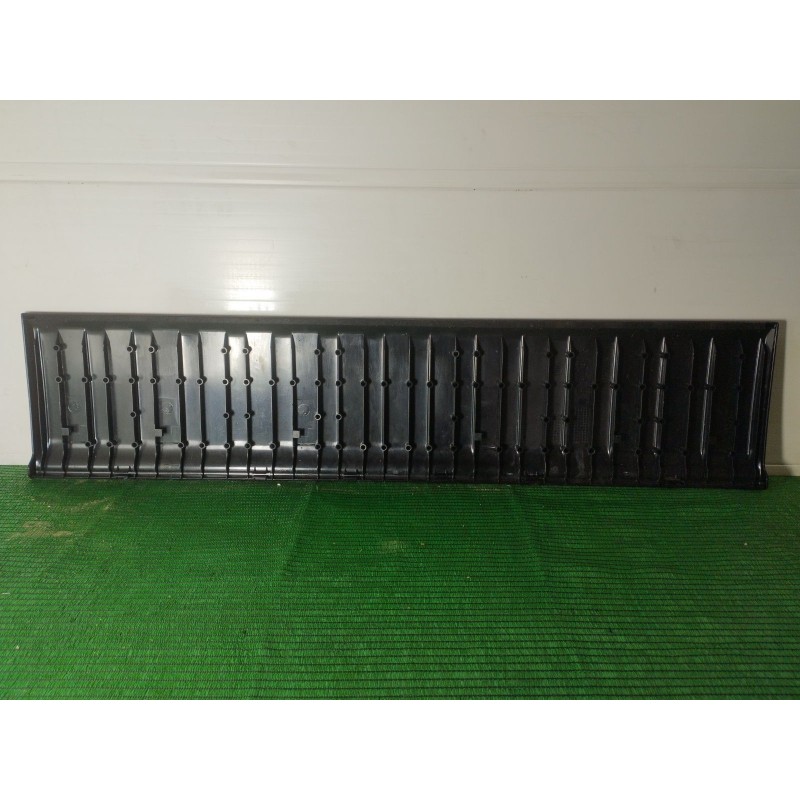 Recambio de moldura para bmw x5 (e70) 3.0 d referencia OEM IAM   