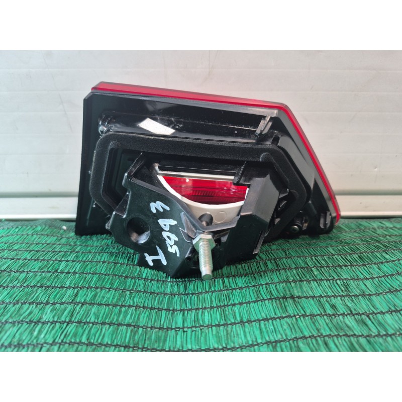 Recambio de piloto trasero izquierdo interior para renault clio iv (bh_) 0.9 tce 90 referencia OEM IAM   