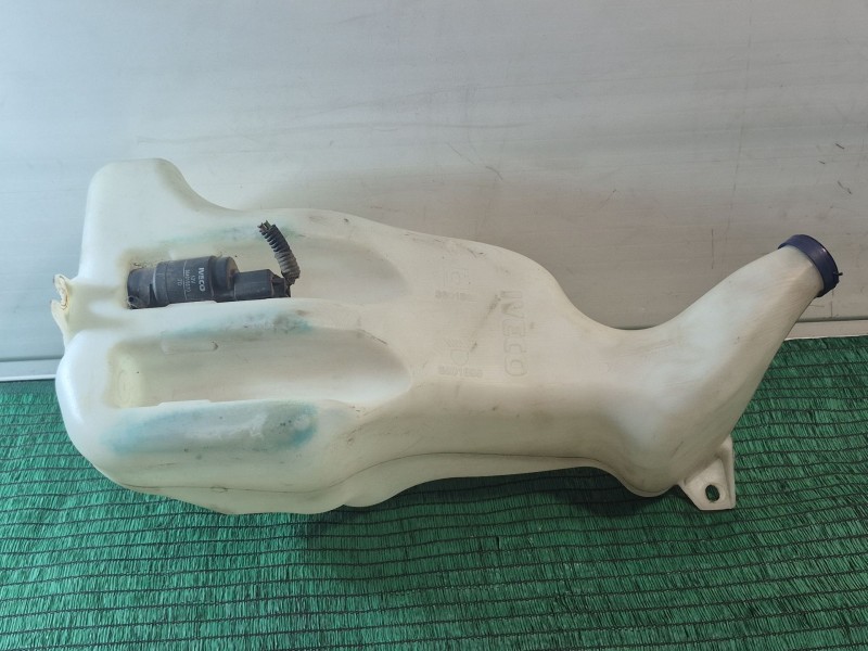 Recambio de deposito limpia para iveco daily iv furgoneta 65c15 referencia OEM IAM   