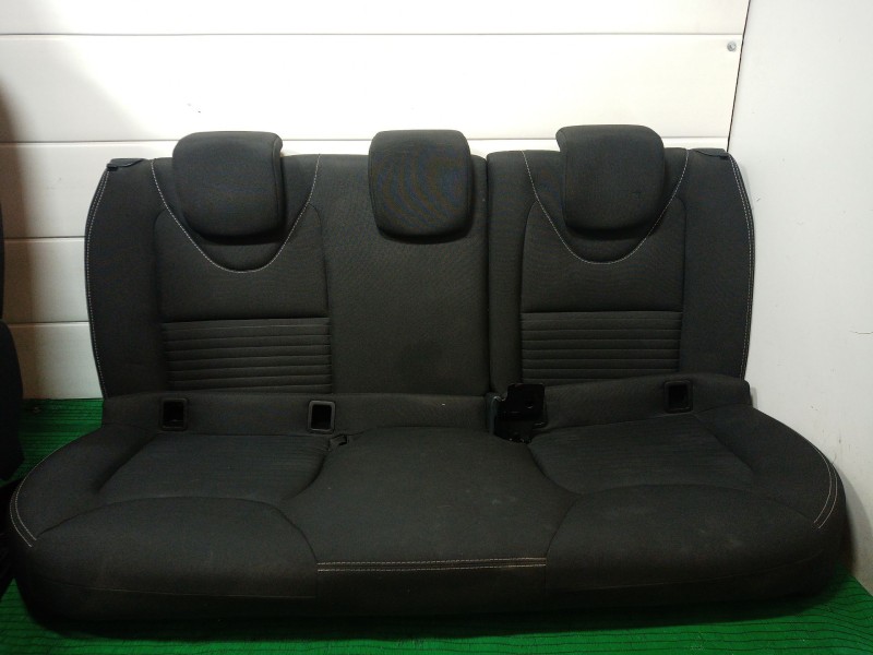 Recambio de juego de asientos completo para renault clio iv (bh_) 0.9 tce 90 referencia OEM IAM   