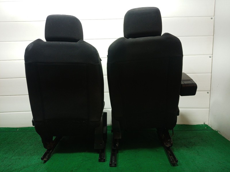 Recambio de juego de asientos completo para renault clio iv (bh_) 0.9 tce 90 referencia OEM IAM   