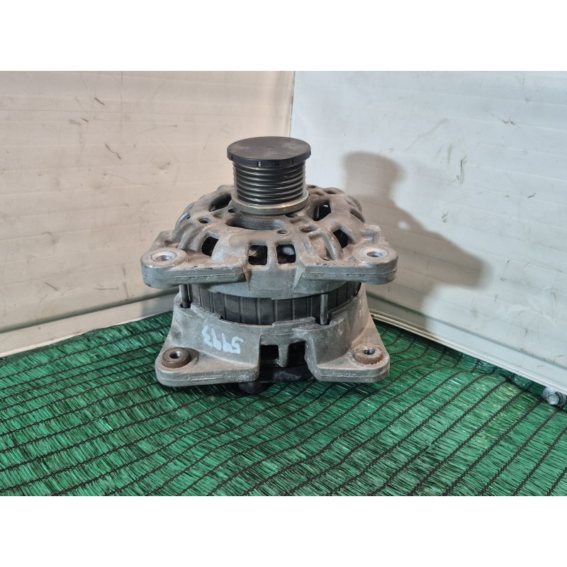 Recambio de alternador para renault clio iv (bh_) 0.9 tce 90 referencia OEM IAM   