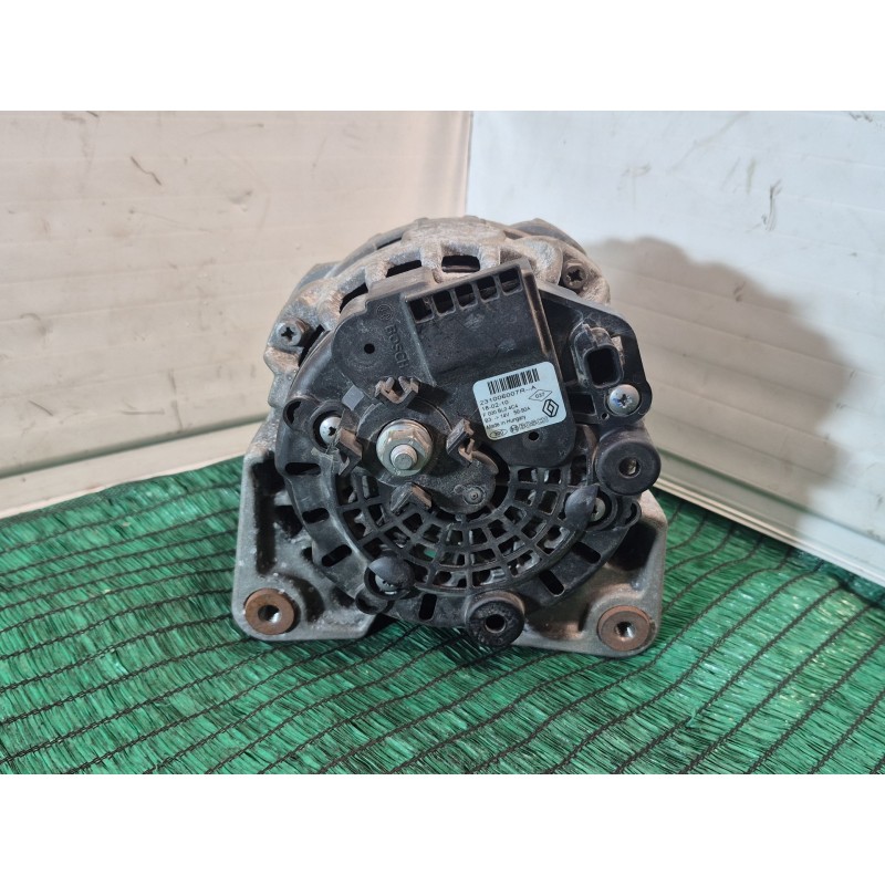 Recambio de alternador para renault clio iv (bh_) 0.9 tce 90 referencia OEM IAM   