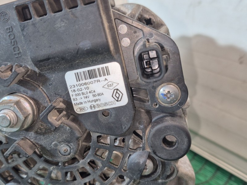 Recambio de alternador para renault clio iv (bh_) 0.9 tce 90 referencia OEM IAM   