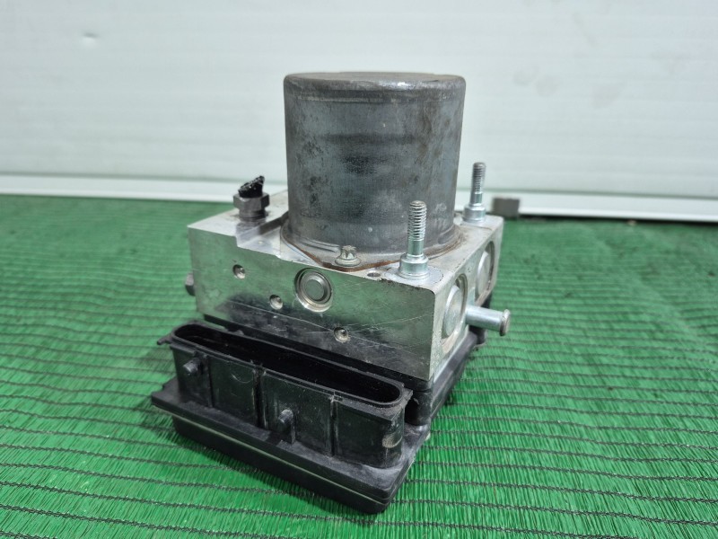 Recambio de abs para peugeot expert tepee (vf3x_) 2.0 hdi 120 referencia OEM IAM   