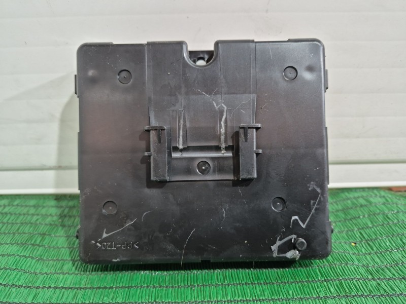 Recambio de modulo electronico para renault clio iv (bh_) 0.9 tce 90 referencia OEM IAM   