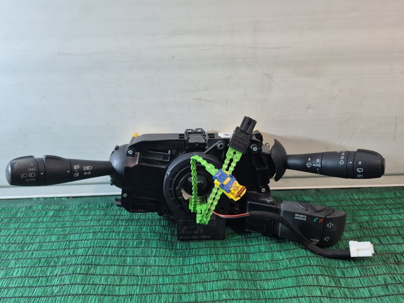 Recambio de mando multifuncion para renault clio iv (bh_) 0.9 tce 90 referencia OEM IAM   