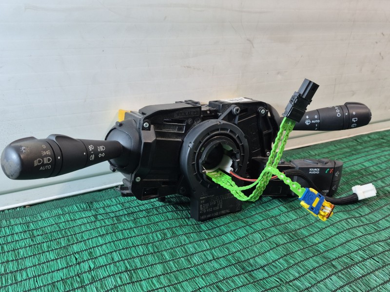 Recambio de mando multifuncion para renault clio iv (bh_) 0.9 tce 90 referencia OEM IAM   