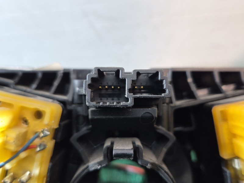 Recambio de mando multifuncion para renault clio iv (bh_) 0.9 tce 90 referencia OEM IAM   