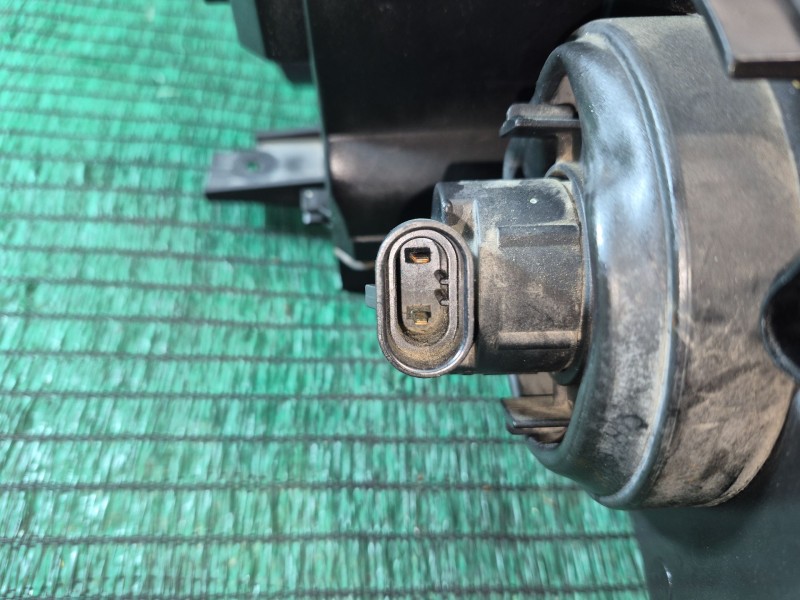 Recambio de faro izquierdo para bmw 3 (e46) 320 d referencia OEM IAM   