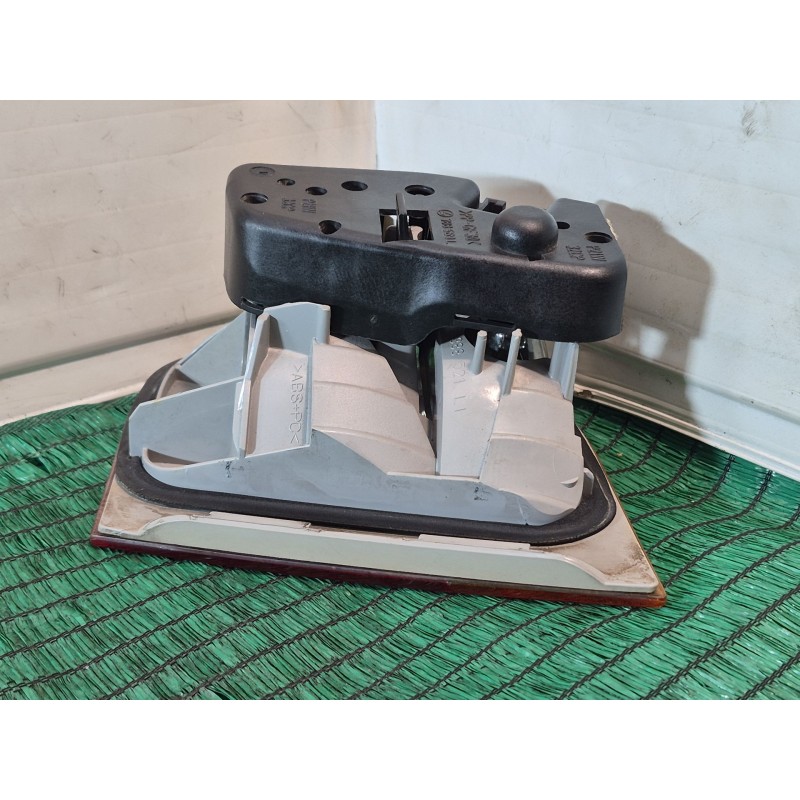Recambio de piloto trasero izquierdo para bmw 3 (e46) 320 d referencia OEM IAM   