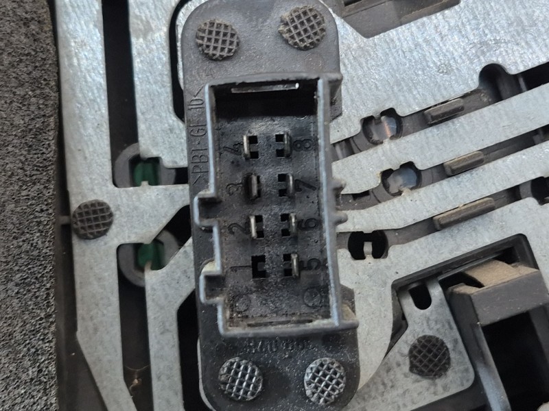 Recambio de piloto trasero derecho para bmw 3 (e46) 320 d referencia OEM IAM 388012 388012 388012