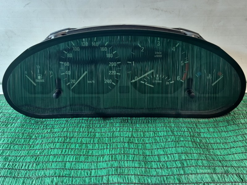 Recambio de cuadro instrumentos para bmw 3 (e46) 320 d referencia OEM IAM   