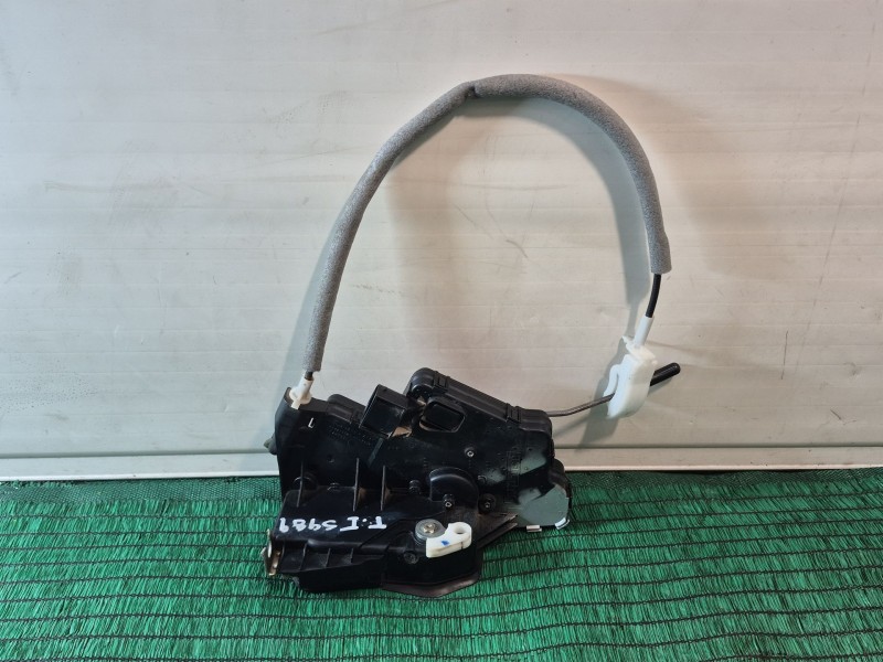 Recambio de cerradura puerta trasera izquierda para bmw 3 (e46) 320 d referencia OEM IAM HTL245 HTL245 HTL245