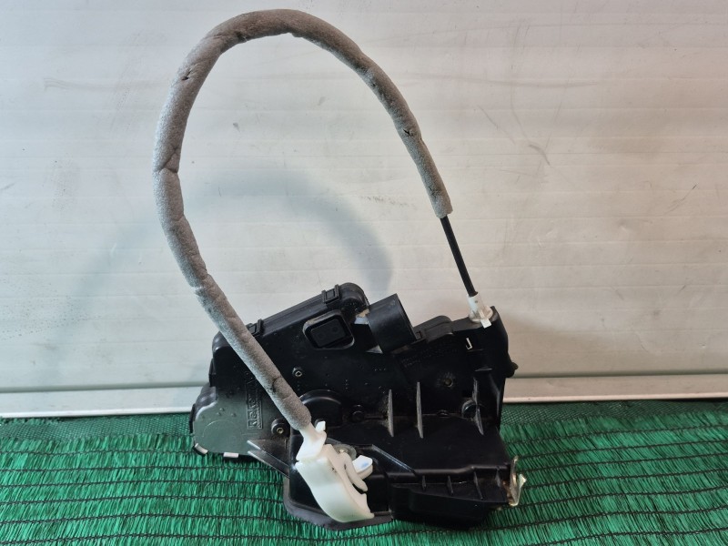 Recambio de cerradura puerta delantera derecha para bmw 3 (e46) 320 d referencia OEM IAM   