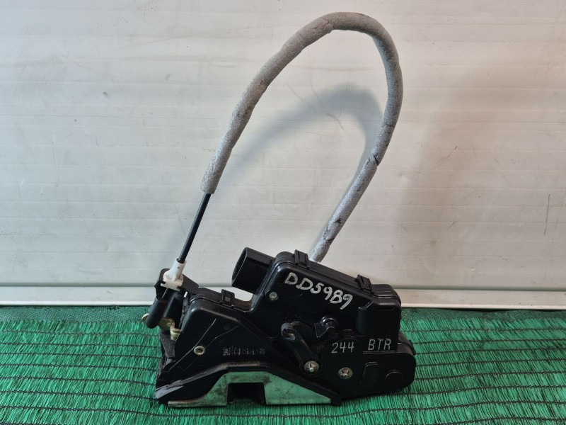 Recambio de cerradura puerta delantera derecha para bmw 3 (e46) 320 d referencia OEM IAM   