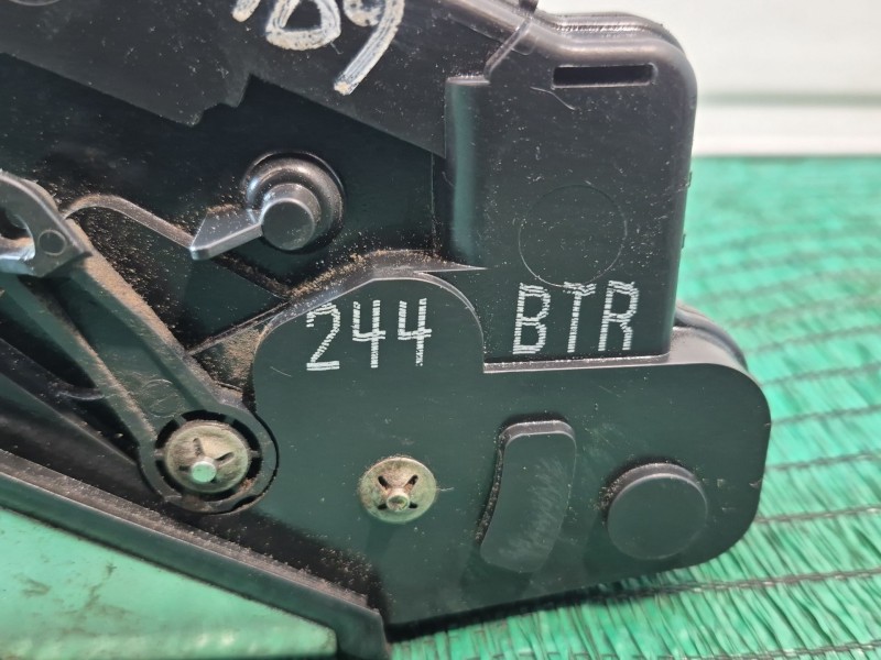 Recambio de cerradura puerta delantera derecha para bmw 3 (e46) 320 d referencia OEM IAM   