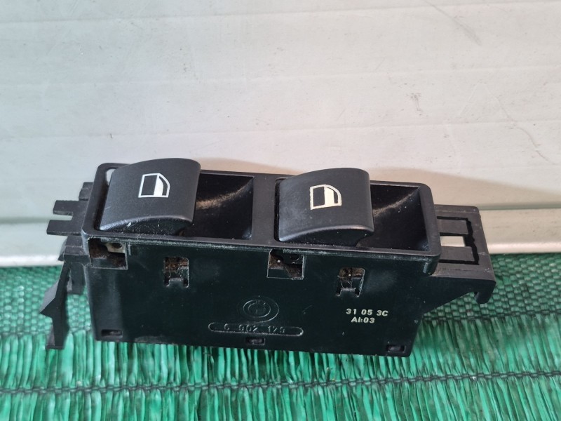 Recambio de mando elevalunas delantero derecho para bmw 3 (e46) 320 d referencia OEM IAM 6902179 6902179 6902179