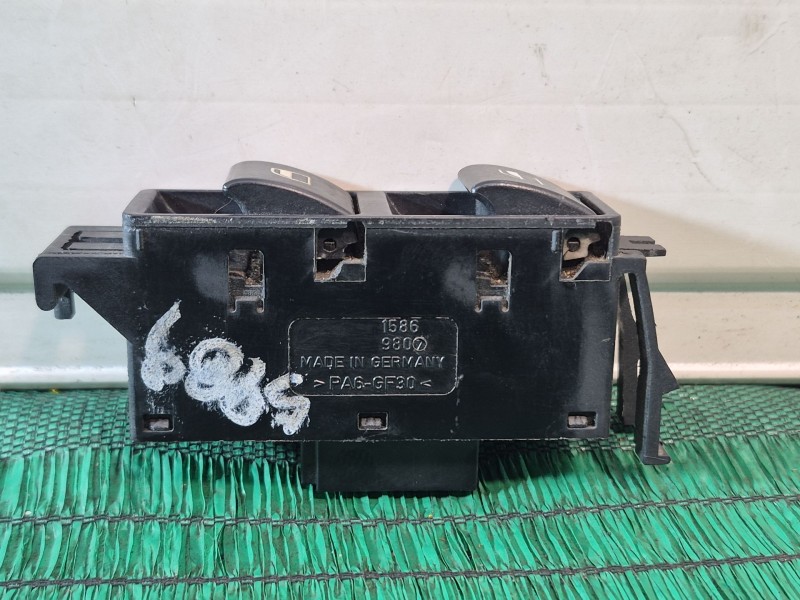 Recambio de mando elevalunas delantero derecho para bmw 3 (e46) 320 d referencia OEM IAM 6902179 6902179 6902179