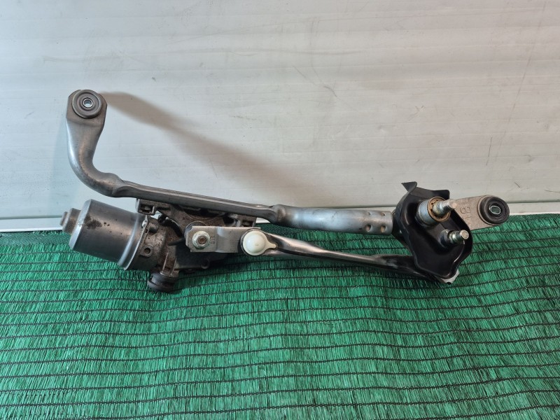 Recambio de motor limpia delantero para toyota yaris (_p13_) 1.5 hybrid (nhp130_) referencia OEM IAM   