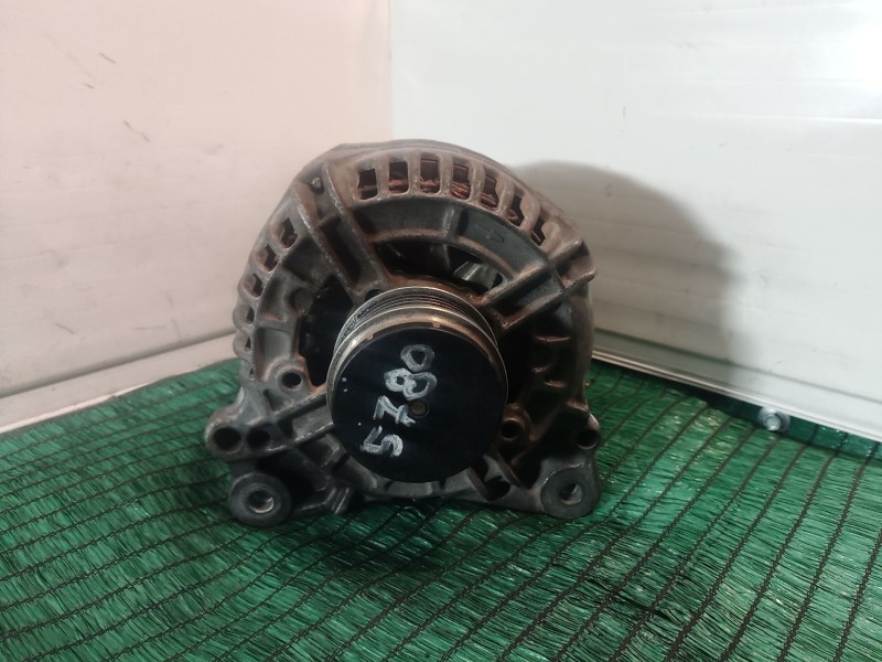 Recambio de alternador para audi a4 b6 (8e2) 1.9 tdi referencia OEM IAM   