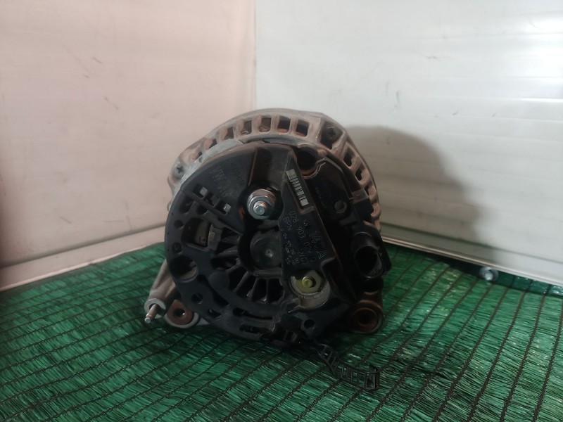 Recambio de alternador para audi a4 b6 (8e2) 1.9 tdi referencia OEM IAM   