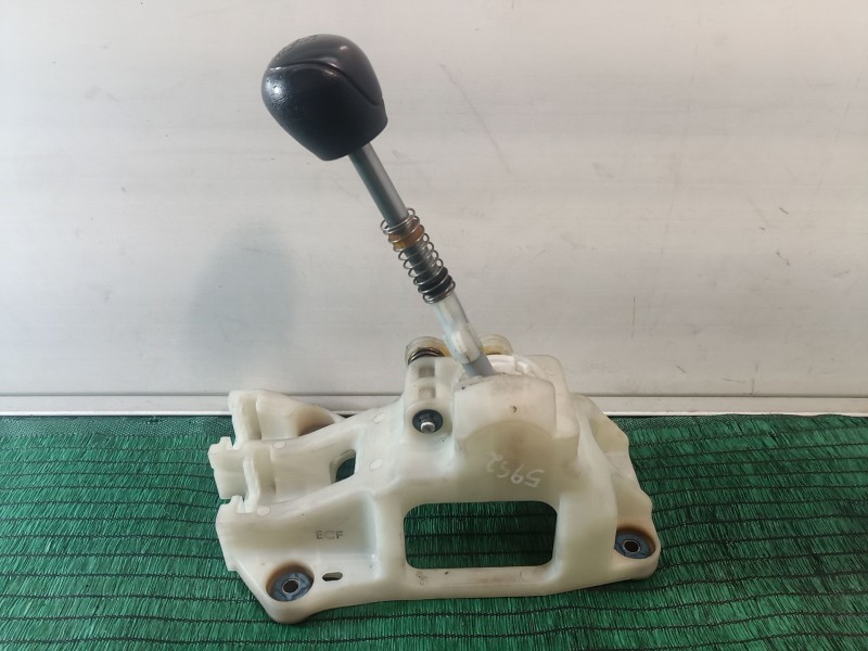 Recambio de palanca cambio para hyundai i30 (fd) 1.6 crdi referencia OEM IAM   