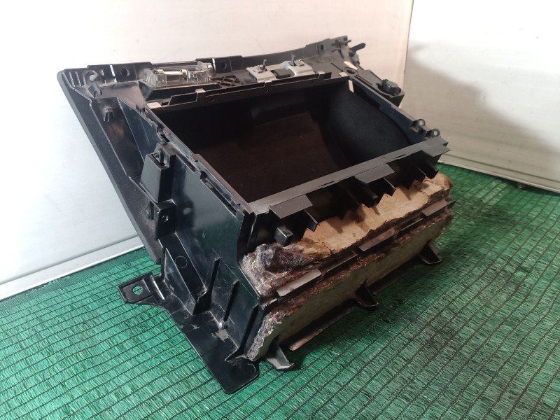 Recambio de guantera para bmw 3 (e46) 320 d referencia OEM IAM 51168196111 51168196111 51168196111