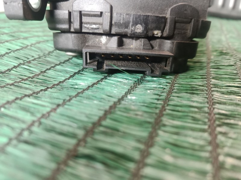 Recambio de pedal acelerador para porsche cayenne (9pa) turbo 4.5 referencia OEM IAM   