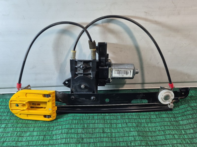 Recambio de elevalunas trasero izquierdo para jaguar xf i (x250) 3.0 referencia OEM IAM D316900 D316900 D316900