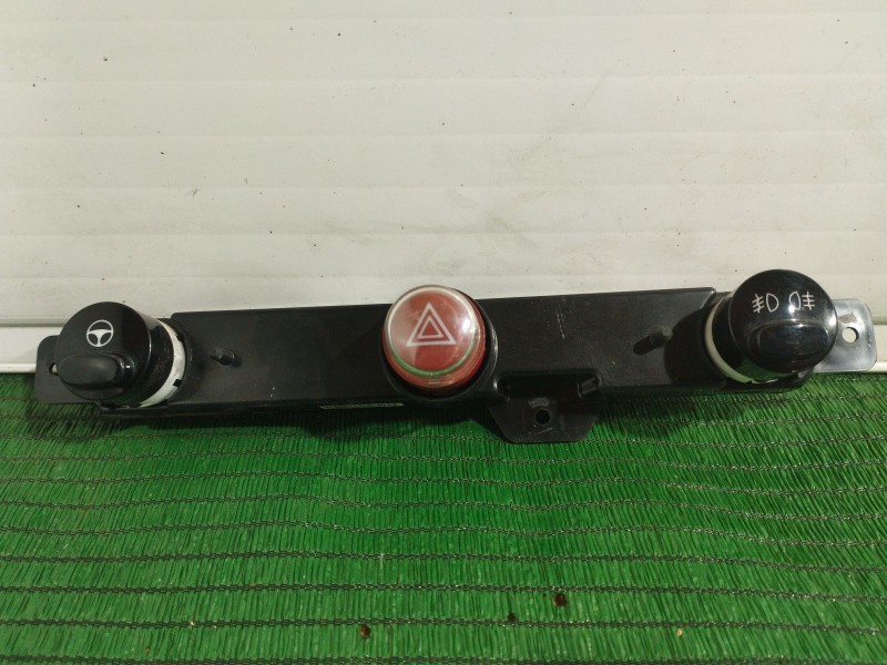 Recambio de warning para fiat 500 (312_) 0.9 (312axg1a, 312.axg11) referencia OEM IAM 735451108 735451108 735451108