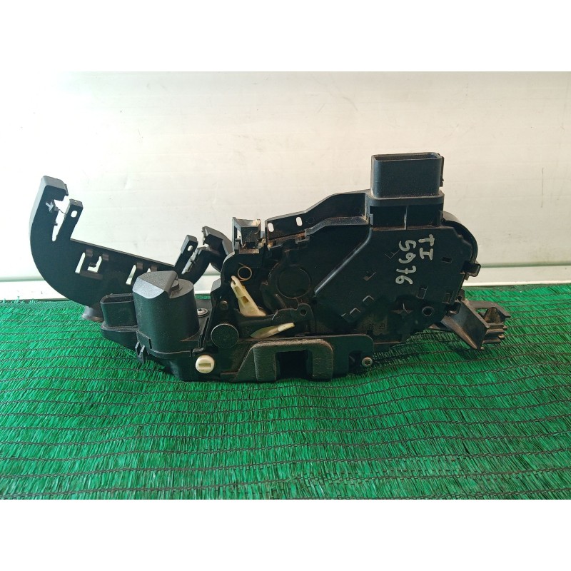 Recambio de cerradura puerta trasera izquierda para jaguar xf i (x250) 3.0 referencia OEM IAM 8X2324995 8X2324995 8X2324995