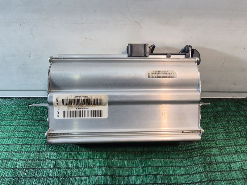 Recambio de airbag delantero derecho para volkswagen golf iv (1j1) 1.9 tdi referencia OEM IAM   