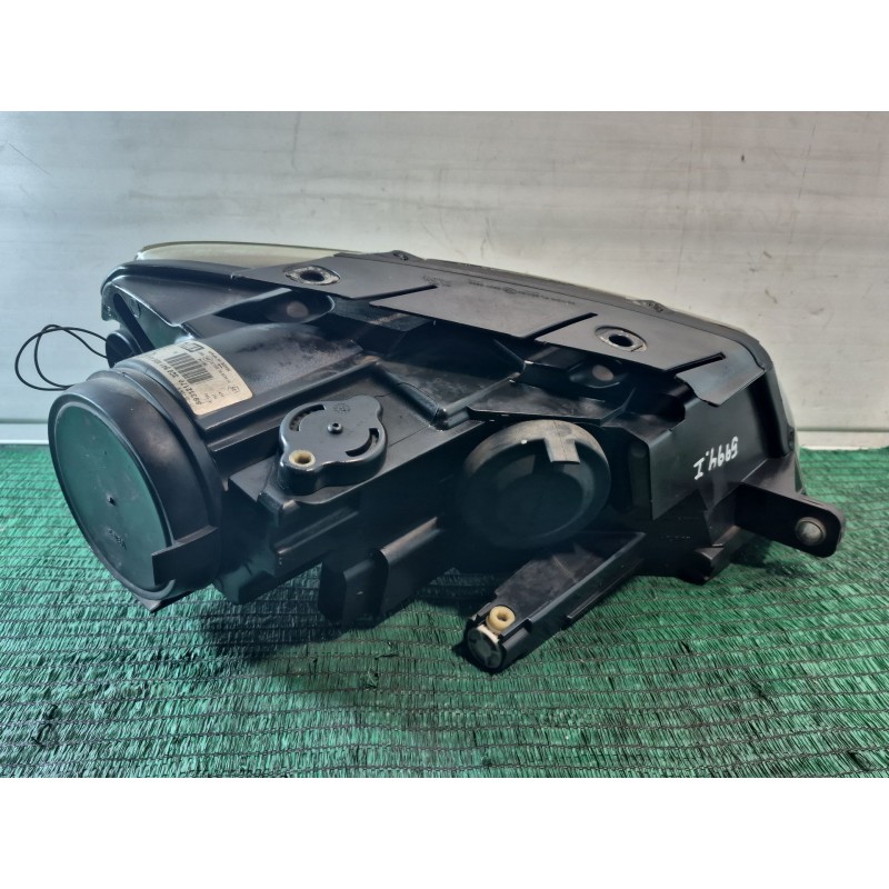 Recambio de faro izquierdo para volkswagen passat b6 (3c2) 1.9 tdi referencia OEM IAM   