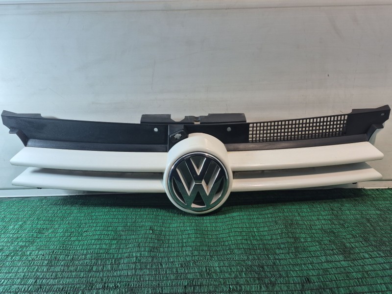 Recambio de rejilla delantera para volkswagen golf iv (1j1) 1.9 tdi referencia OEM IAM 1J0853651H 1J0853651H 1J0853651H