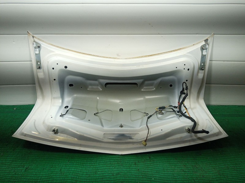 Recambio de tapa maletero para cadillac cts 3.0 referencia OEM IAM   