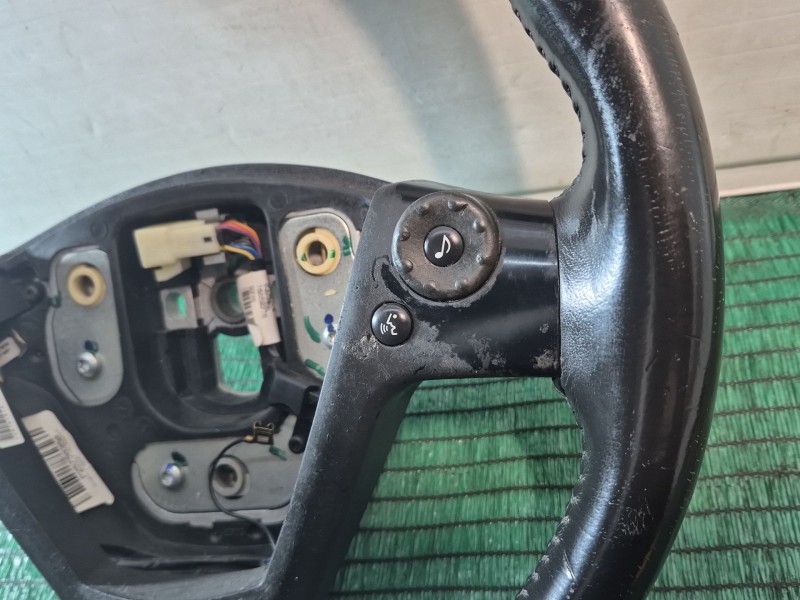 Recambio de volante para cadillac cts 3.0 referencia OEM IAM   