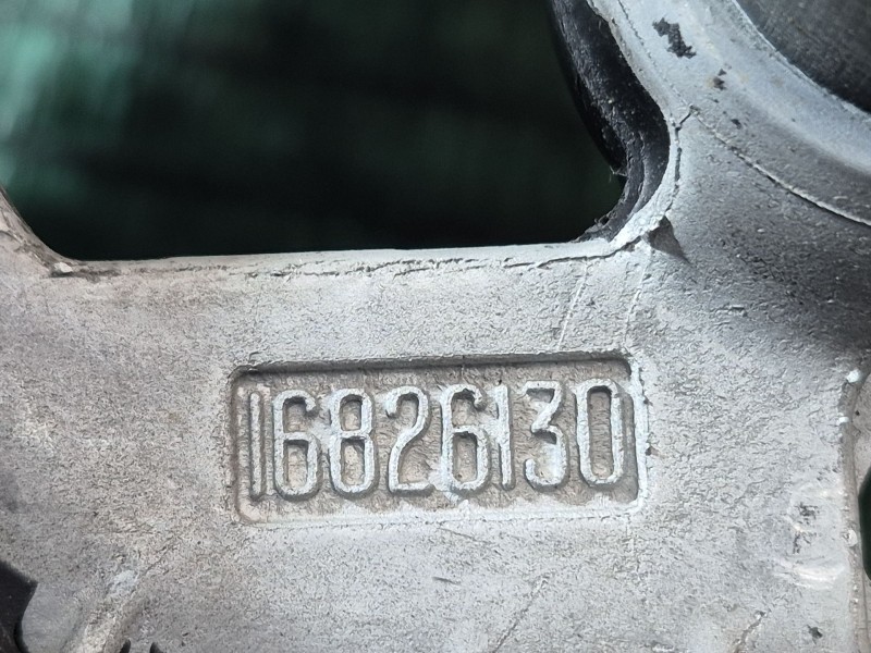 Recambio de volante para cadillac cts 3.0 referencia OEM IAM   